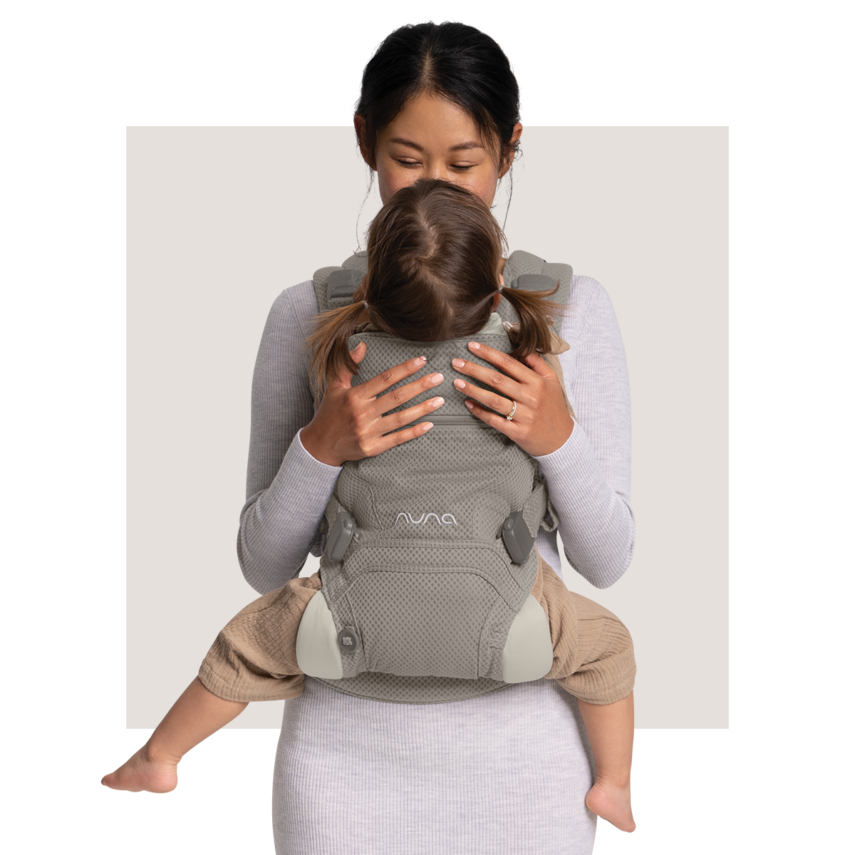 Nuna CUDL clik baby carrier